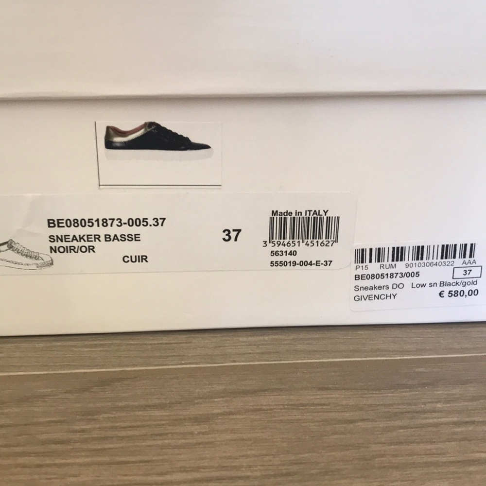Givenchy Sneakers - Picture 6 of 7